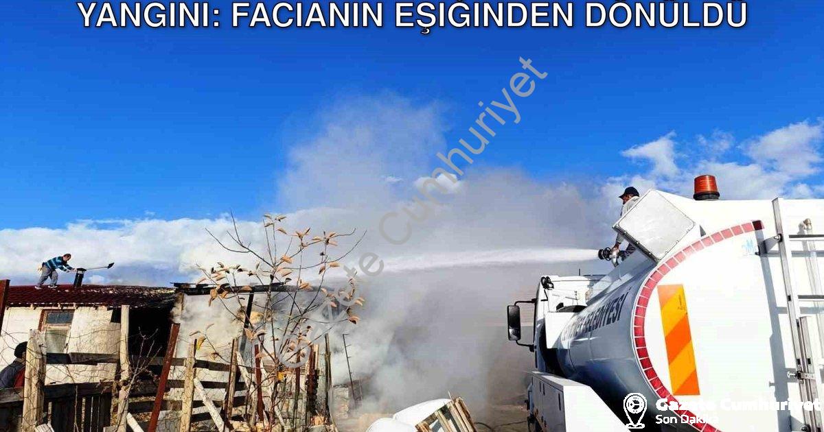 "Kütahya Seyitömer'de Korkutan Ahır Yangını: Facianın Eşiğinden Dönüldü" başlıklı haber için fotorea