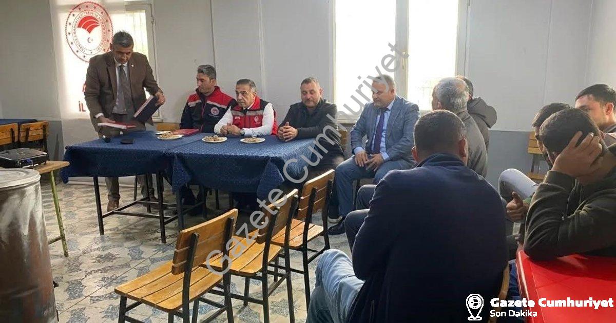 "Aydın'da Tarım Seferberliği: Üreticilerin Sorunları Sahada Dinlendi" başlıklı haber için fotorealis